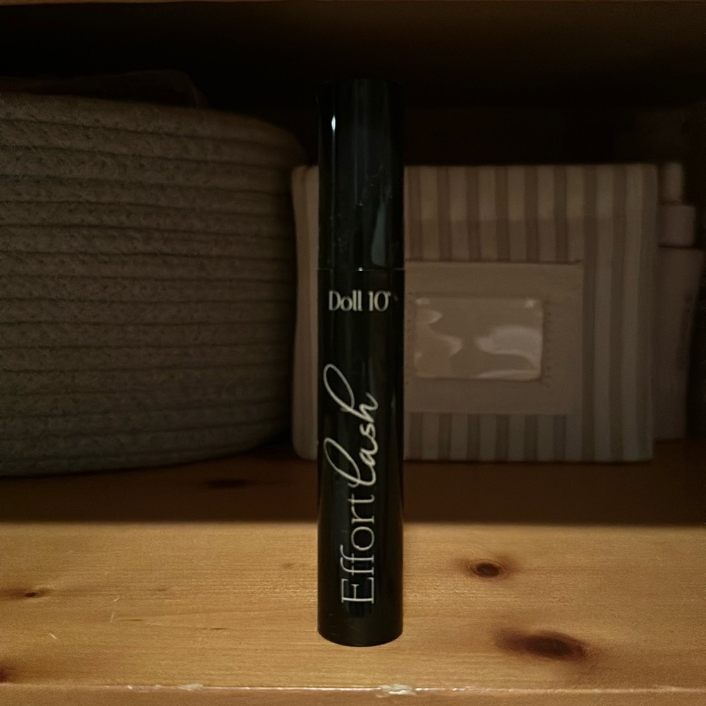 New Doll 10 Effortlash Mascara, black